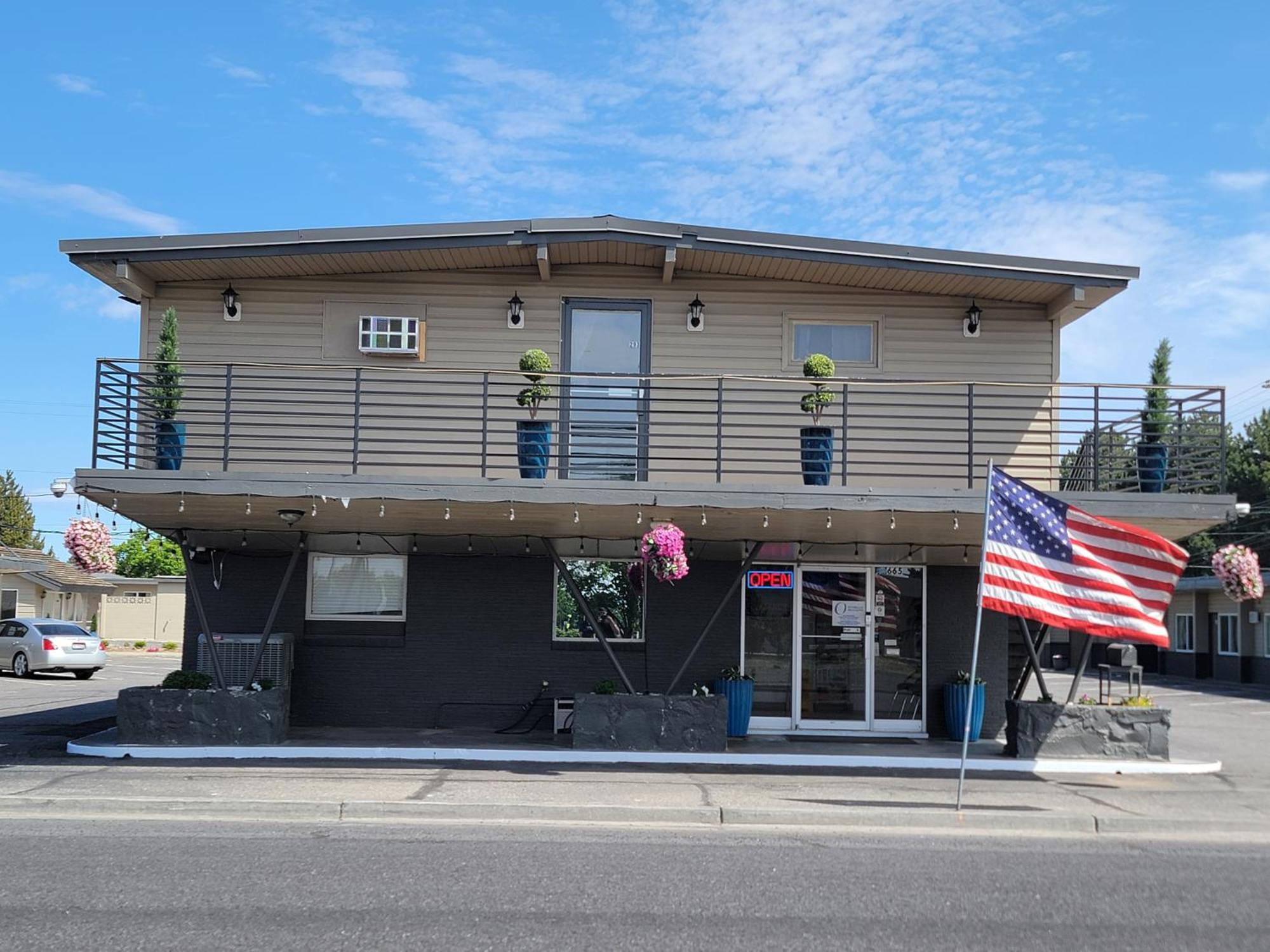 Othello Inn And Suites Εξωτερικό φωτογραφία